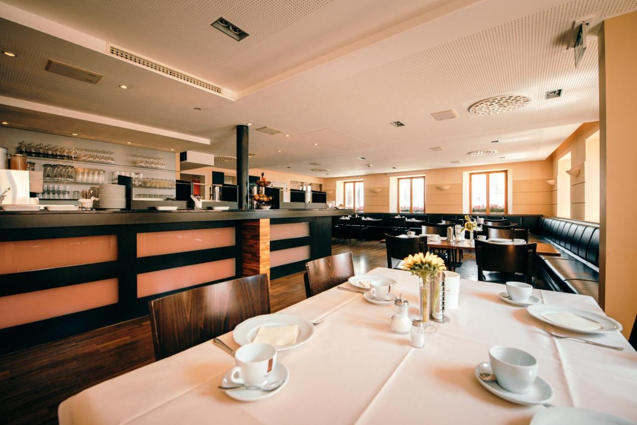 Hotel & Restaurant Ochsen Merklingen Ngoại thất bức ảnh