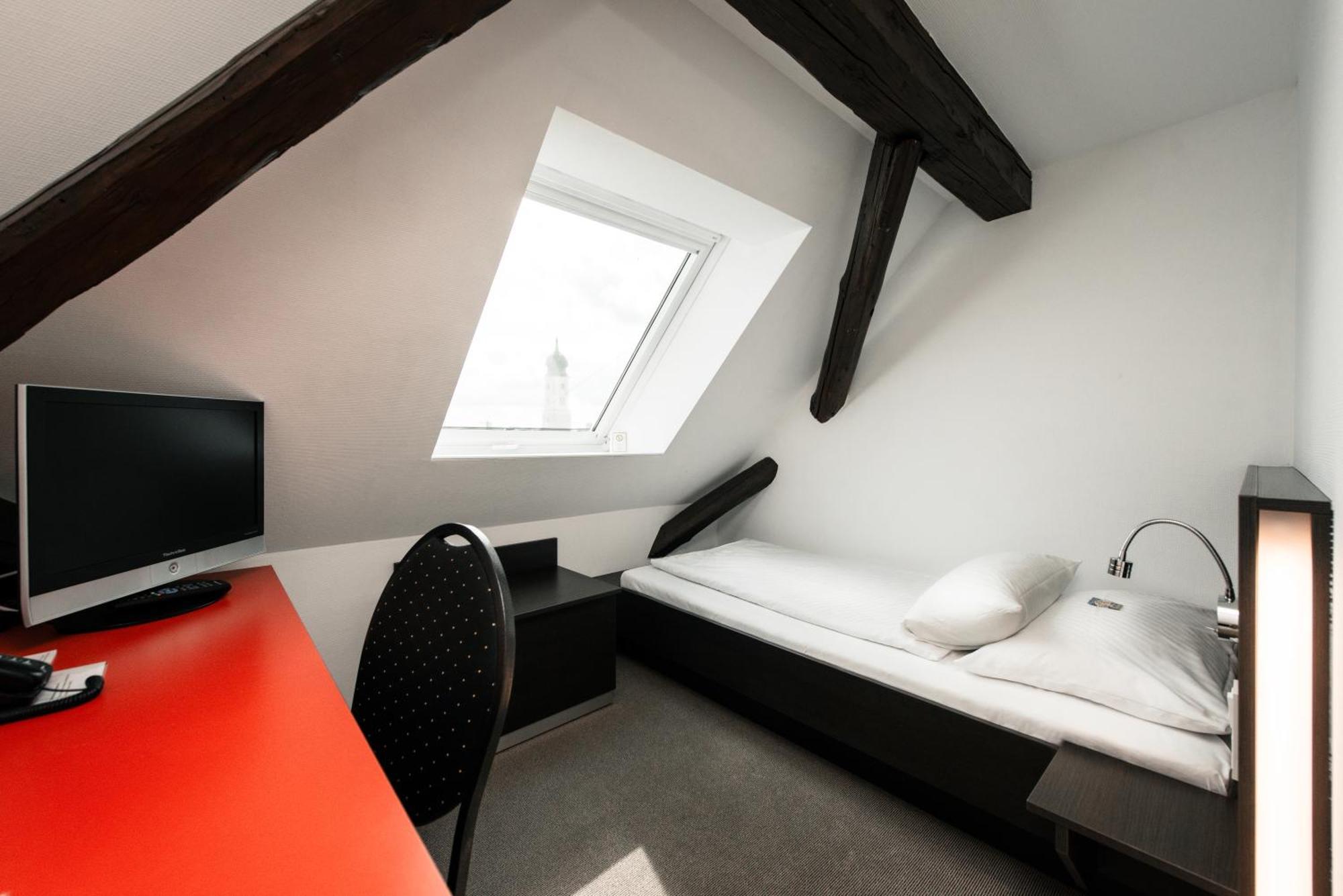 Hotel & Restaurant Ochsen Merklingen Ngoại thất bức ảnh